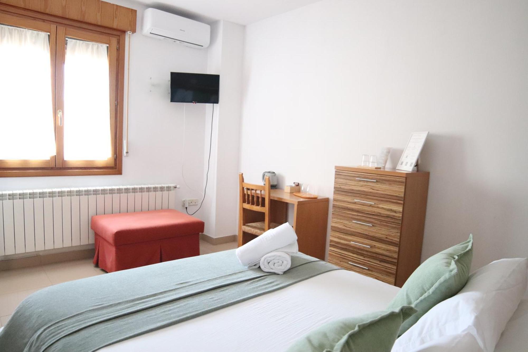 Hostal-Casa Rural Rosa-Nonna 시구엔사 외부 사진